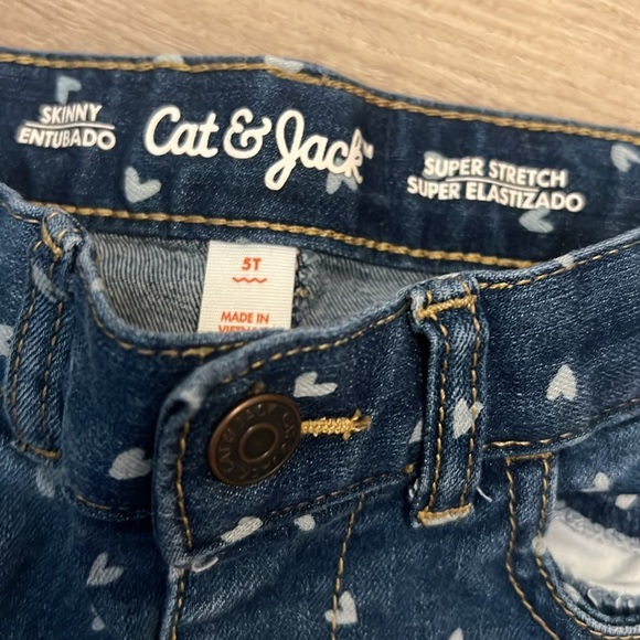 Adorable Cat & Jack Skinny Super Stretch Heart Print Jeans (5T) - Picture 2 of 3